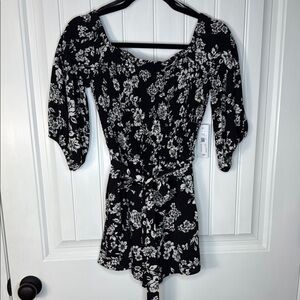 Premier Amour Women's Black And White Floral Off The Shoulder Romper Sz 6